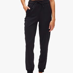 Lululemon stretch high rise jogger